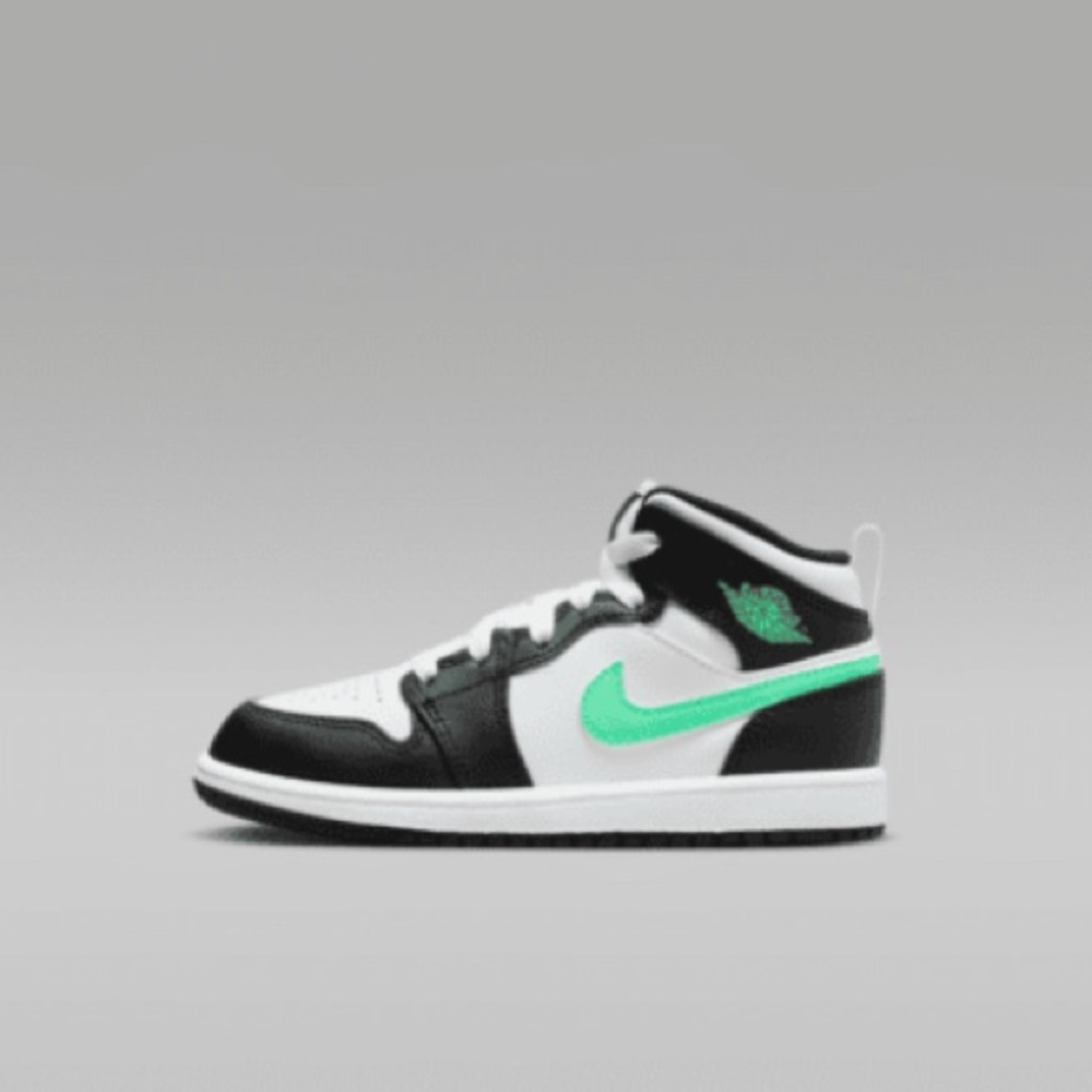 Jordan mid 1- Boys size: 3